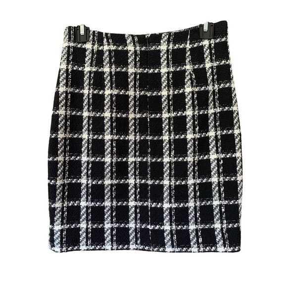 Generation Love Boucle Plaid Mini Skirt with Gold Button Detailing Black Size XS - Picture 2 of 12